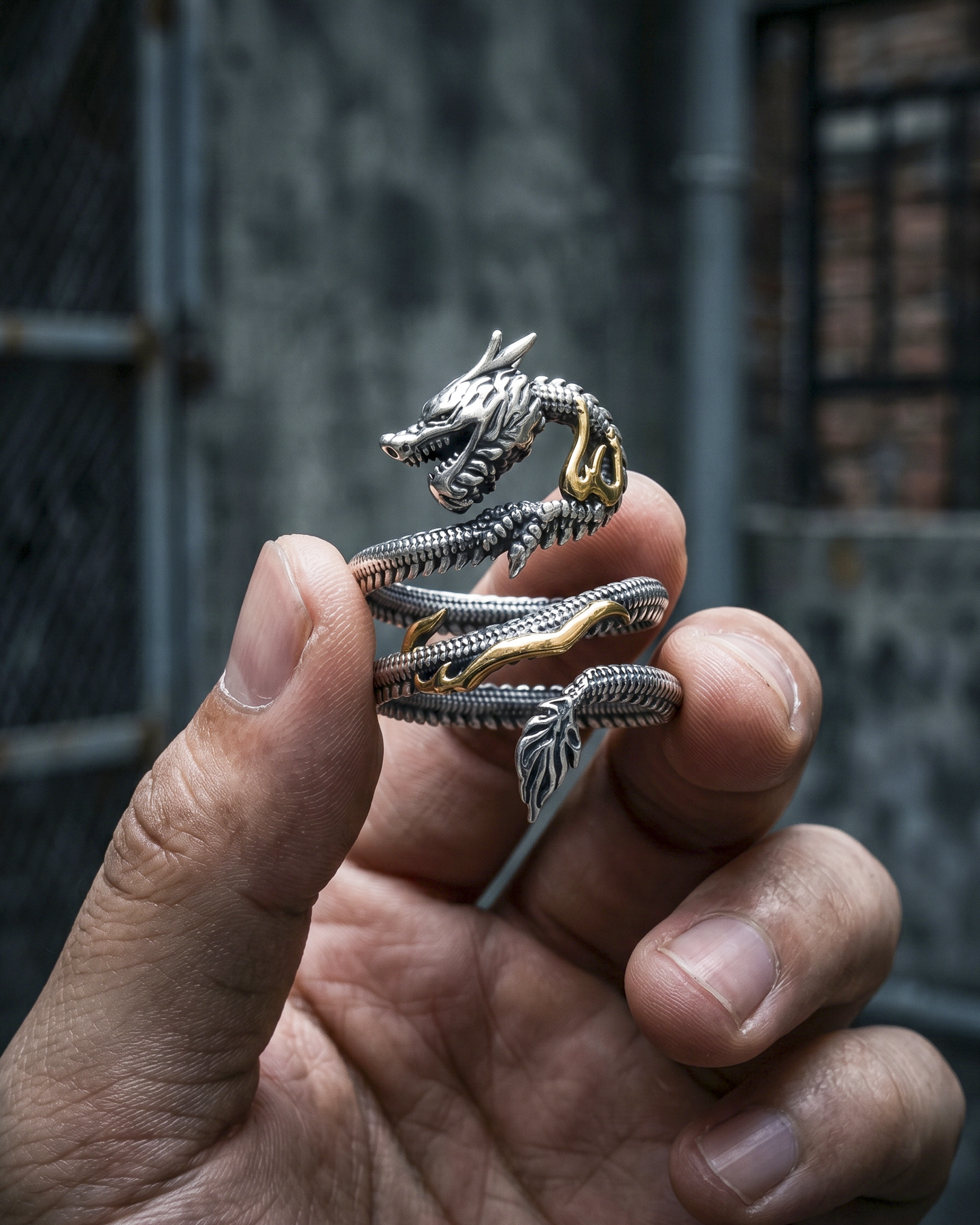 Dragón Imperial – Anillo Ajustable Envolvente