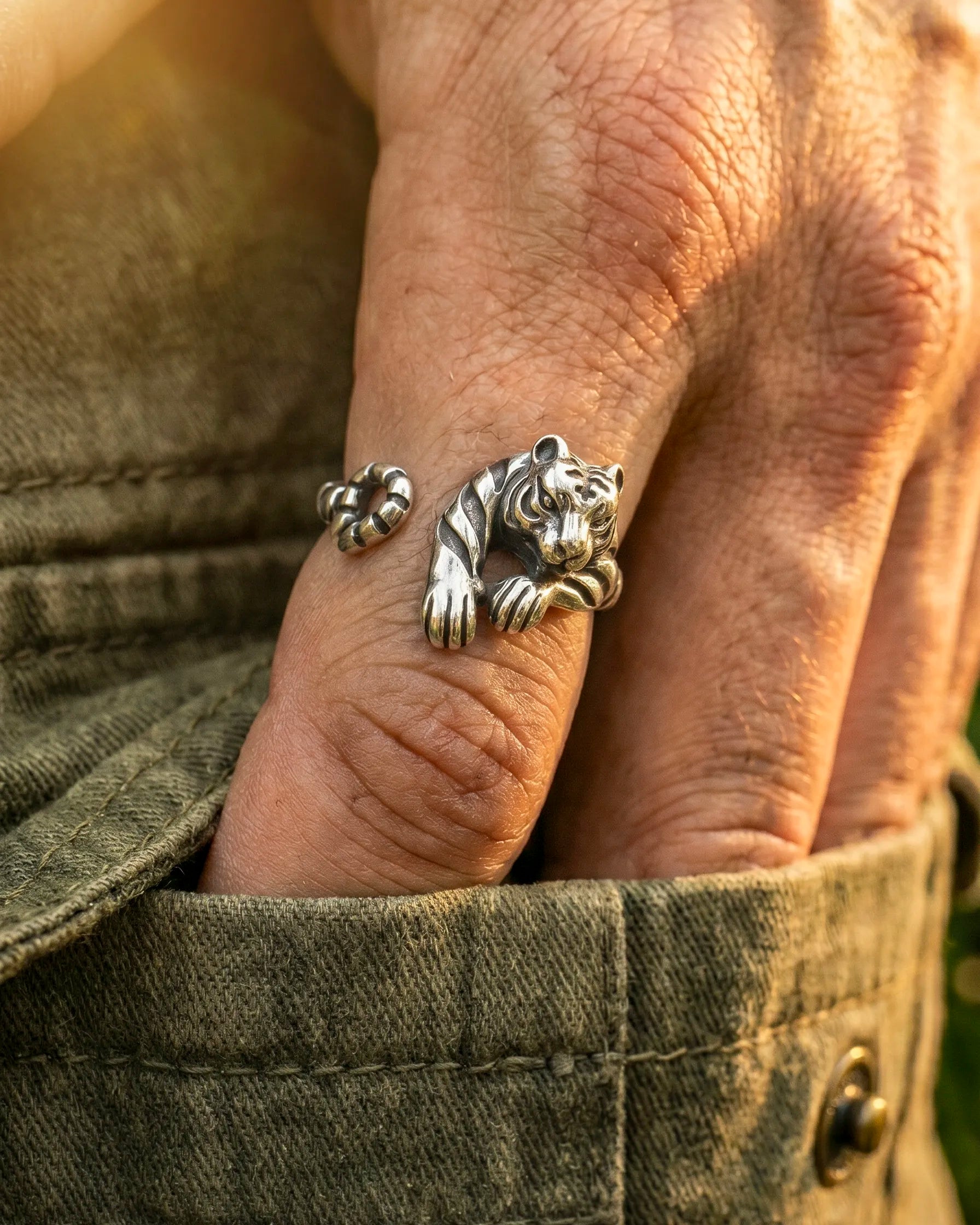 Anillo Tigre Salvaje – Ajustable