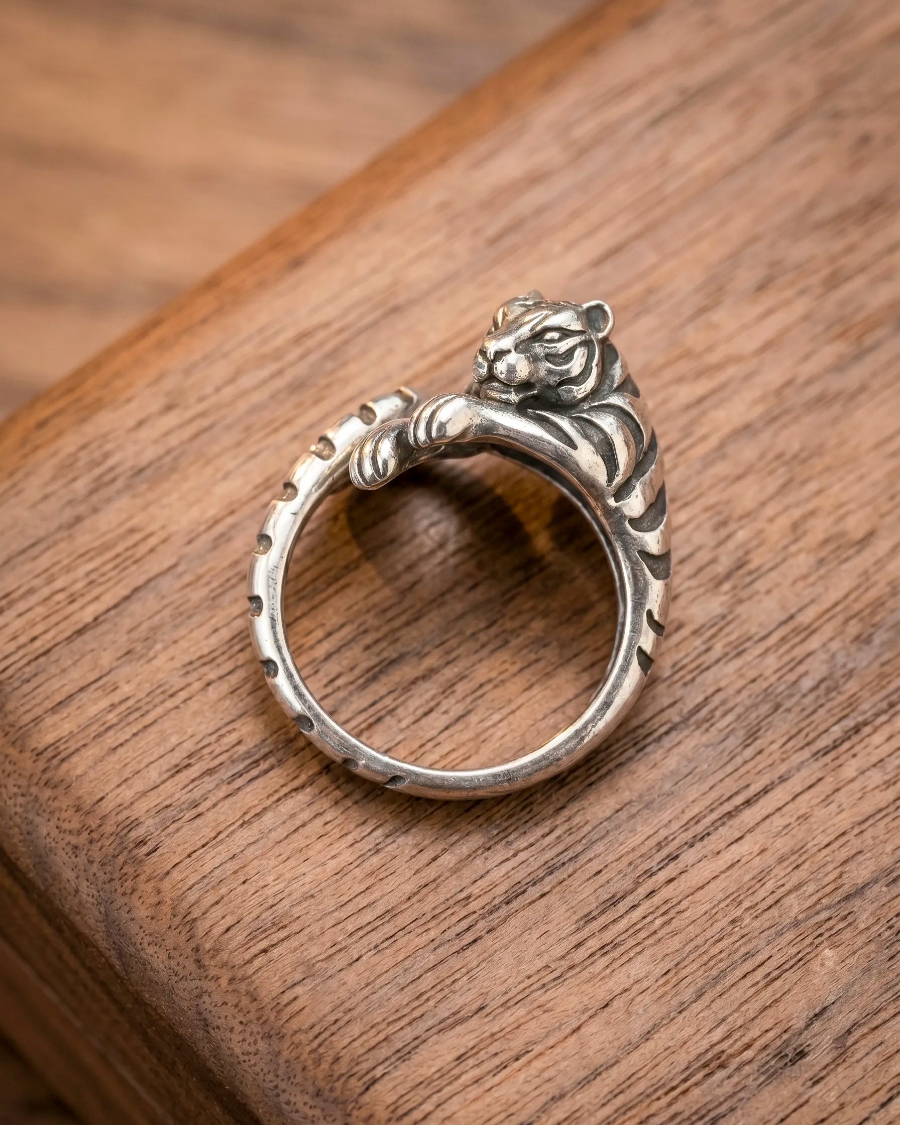 Anillo Tigre Salvaje – Ajustable