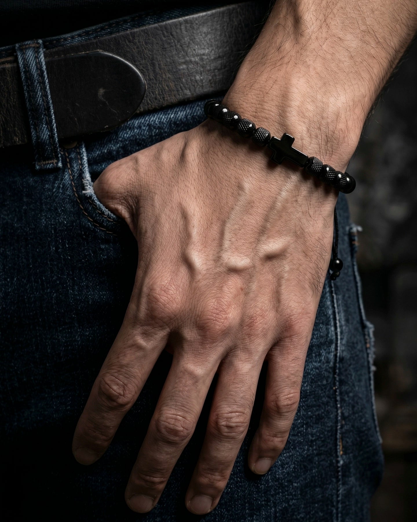 Pulseras Cruz – Negro y Plateado