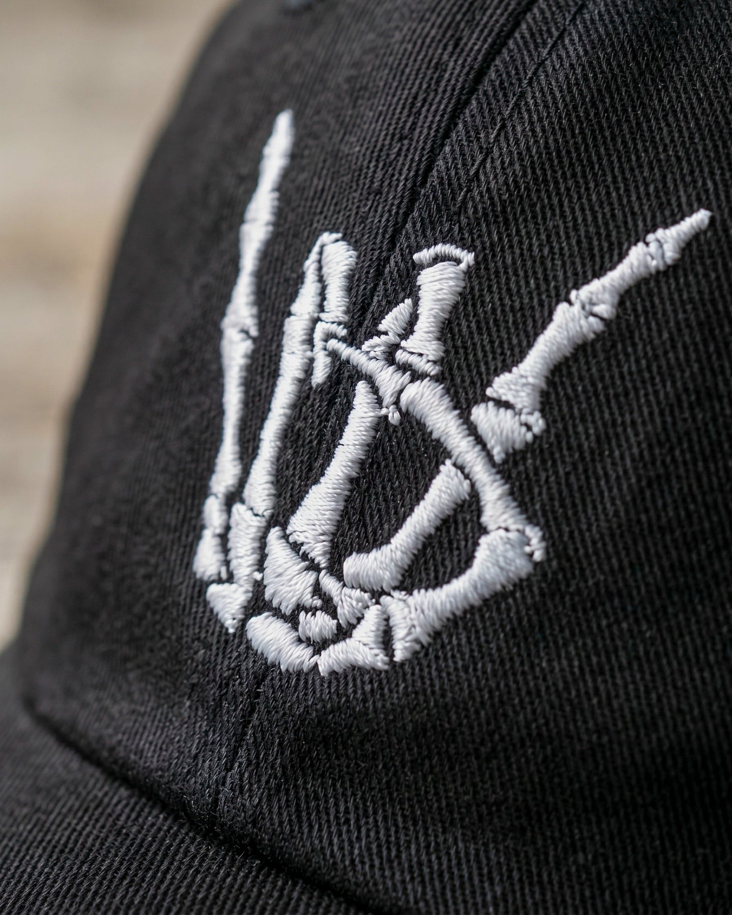 Gorra Mano Esqueleto
